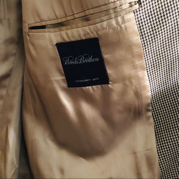 Men’s Brooks Brothers Checkered Beige Blazer - Picture 7 of 8